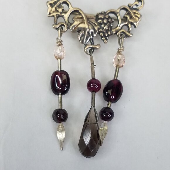 Lapel Pin Grape Leaf Red Beads 925 Sterling Silver Hanging Detail Brooch Jewelry - Picture 2 of 9